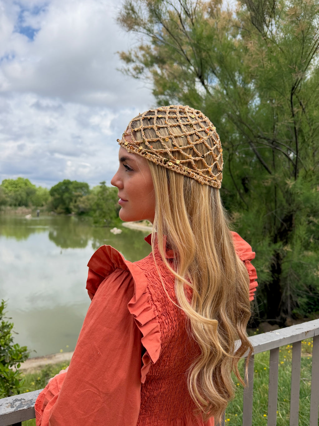 CASQUETE DORADO